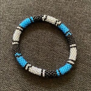 Sashka Beautiful Glass Beaded Roll on Bracelet